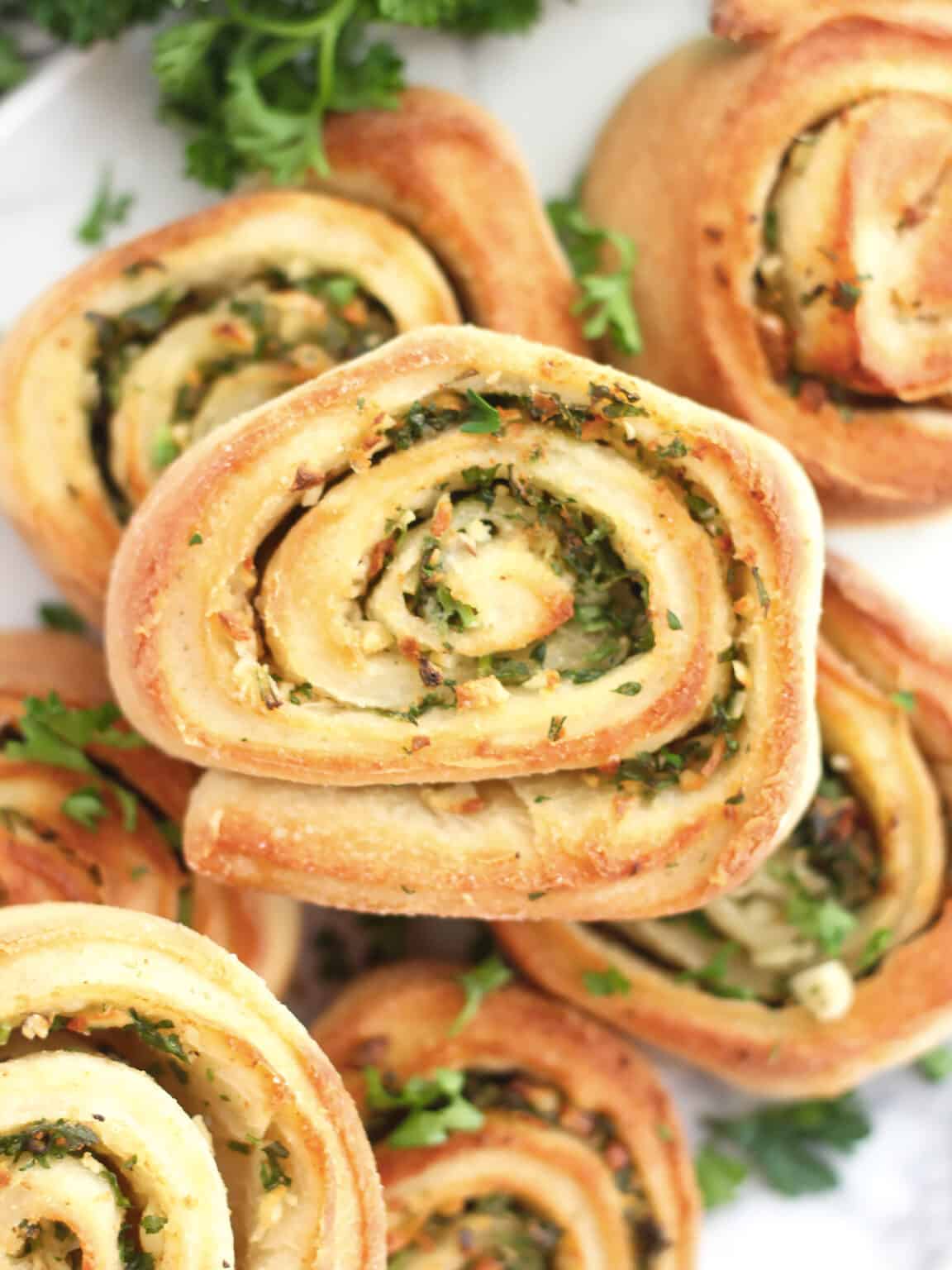 Air Fryer Garlic Pizza Rolls Bite On The Side