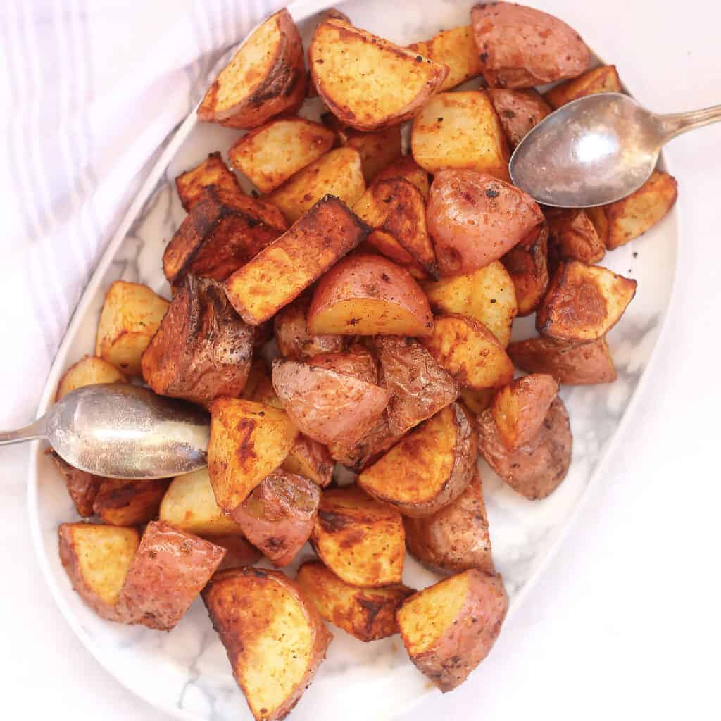 Air Fryer Red Potatoes Bite On The Side